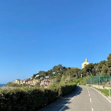 Le Di Sara - Palm Arma di Taggia